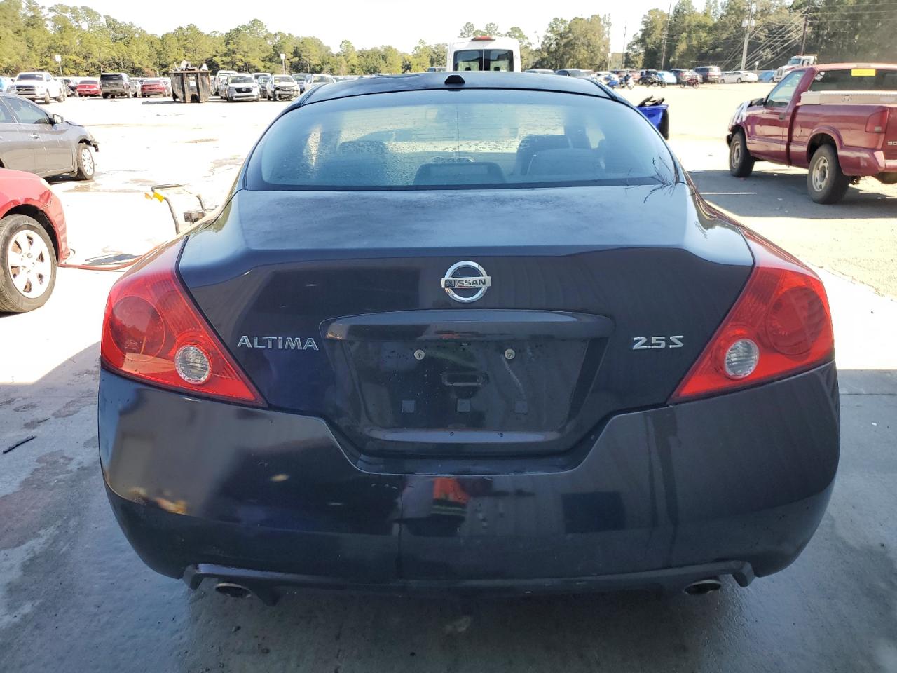 Nissan Altima S Image 3