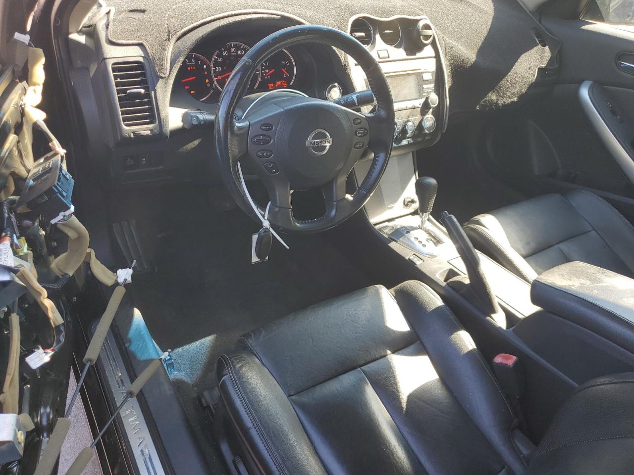 Nissan Altima S Image 9