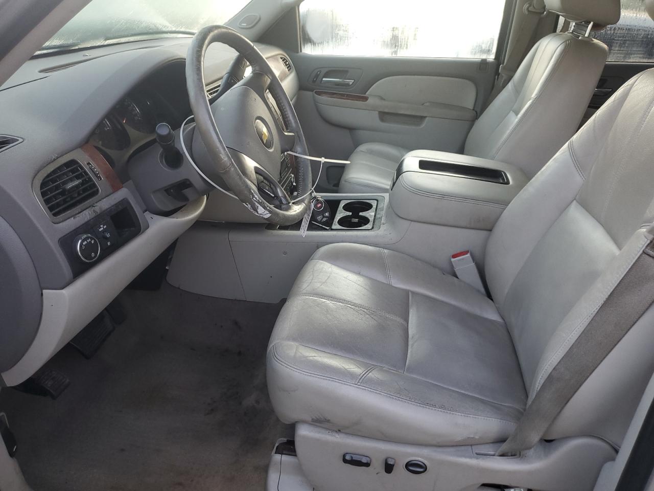 Chevrolet Silverado C1500 Ltz Image 5