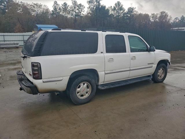 GMC Yukon C1500 Image 9