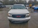 GMC Yukon C1500 Image 3