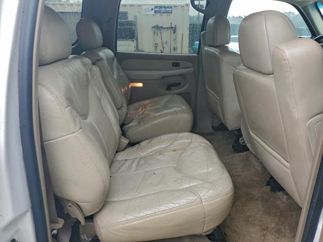 GMC Yukon C1500 Image 11