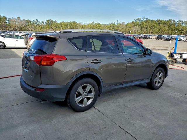 Toyota RAV4 Xle Image 7