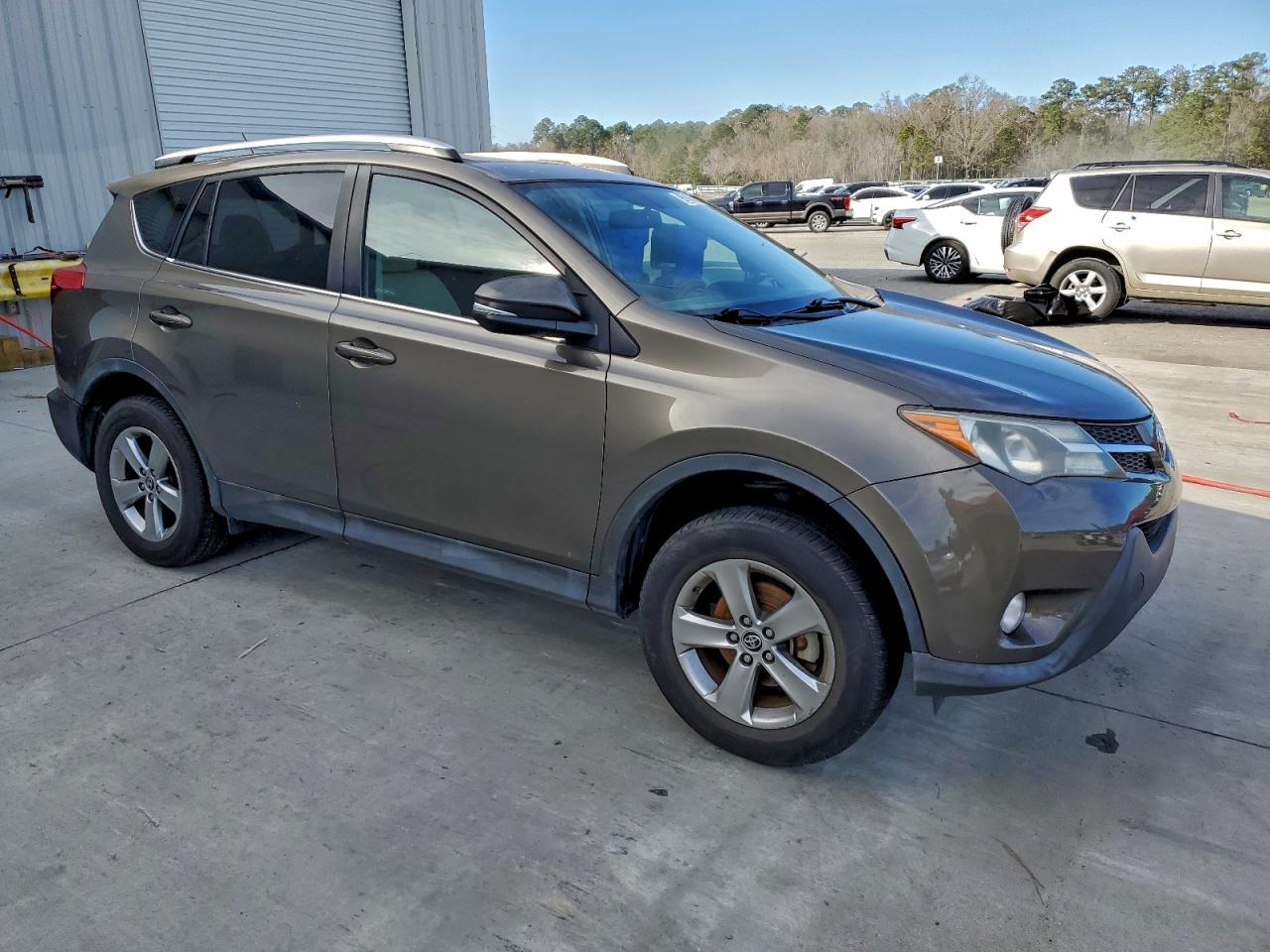 Toyota RAV4 Xle Image 6