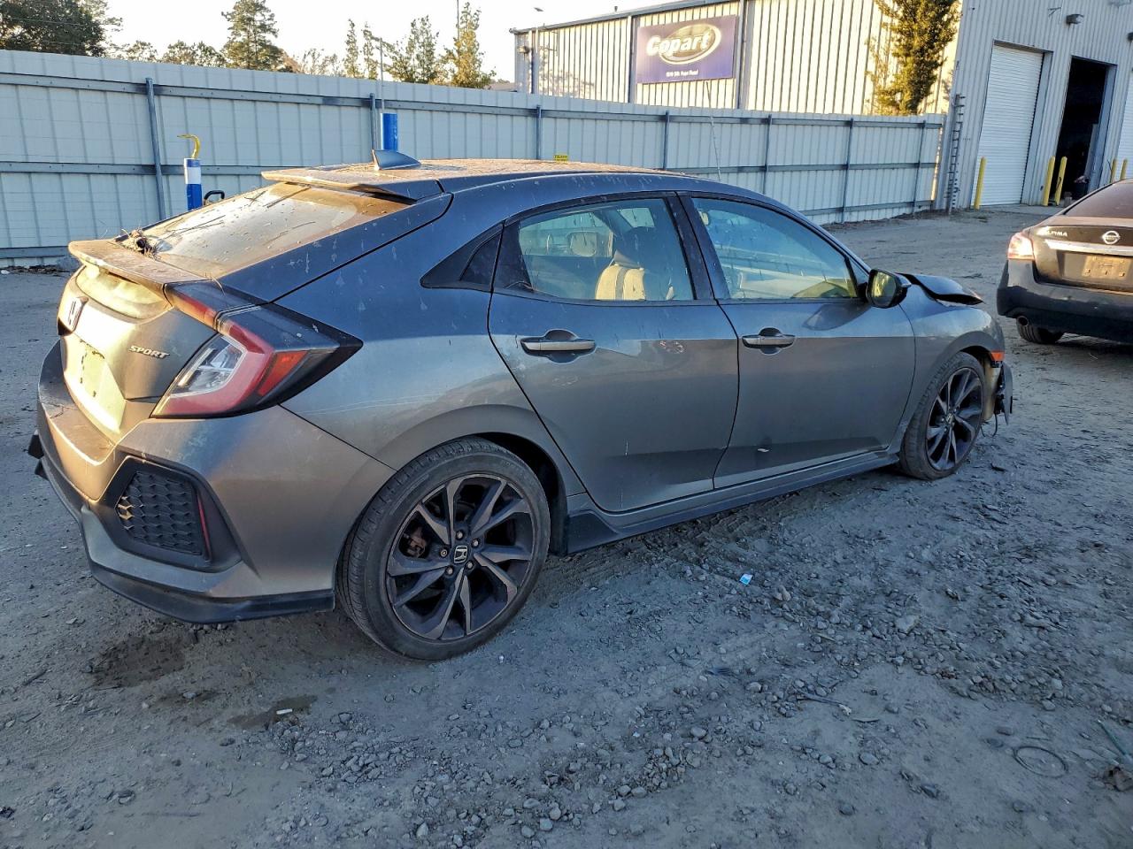 Honda Civic Sport Image 3