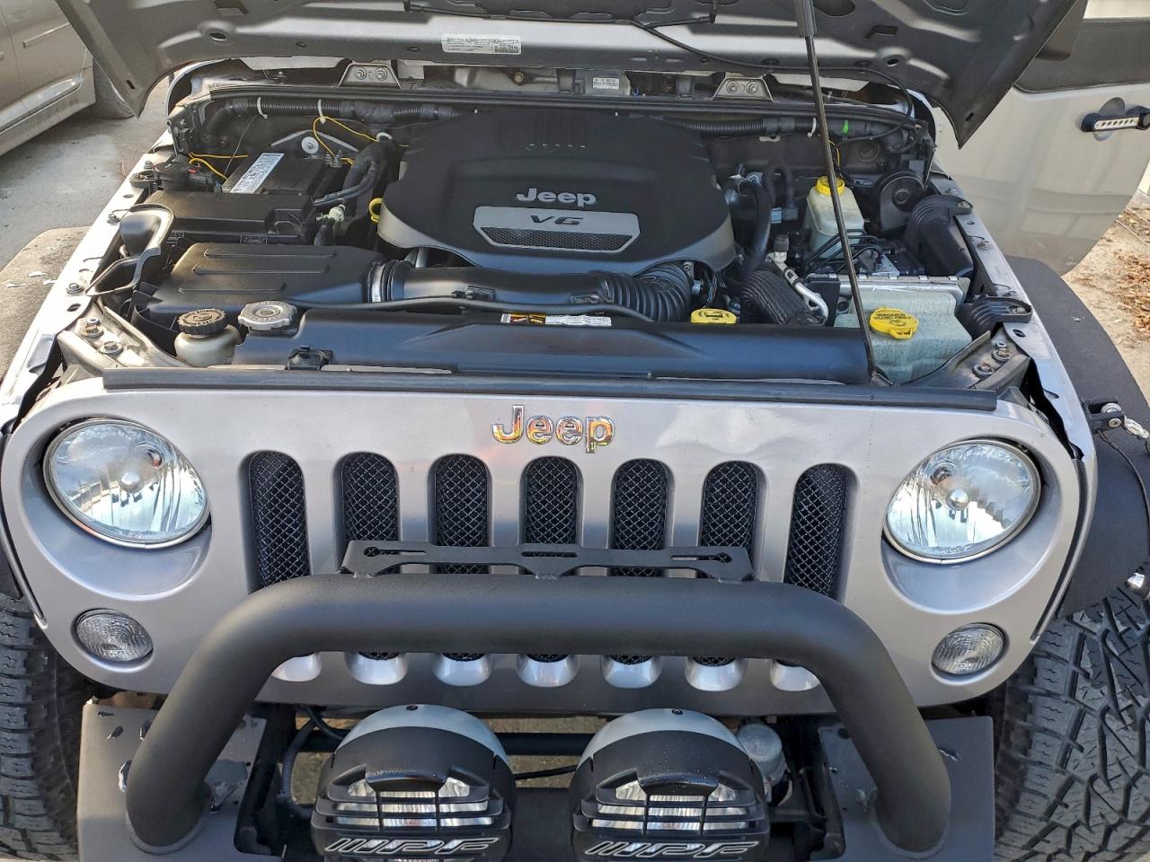 Jeep Wrangler Sport Image 13