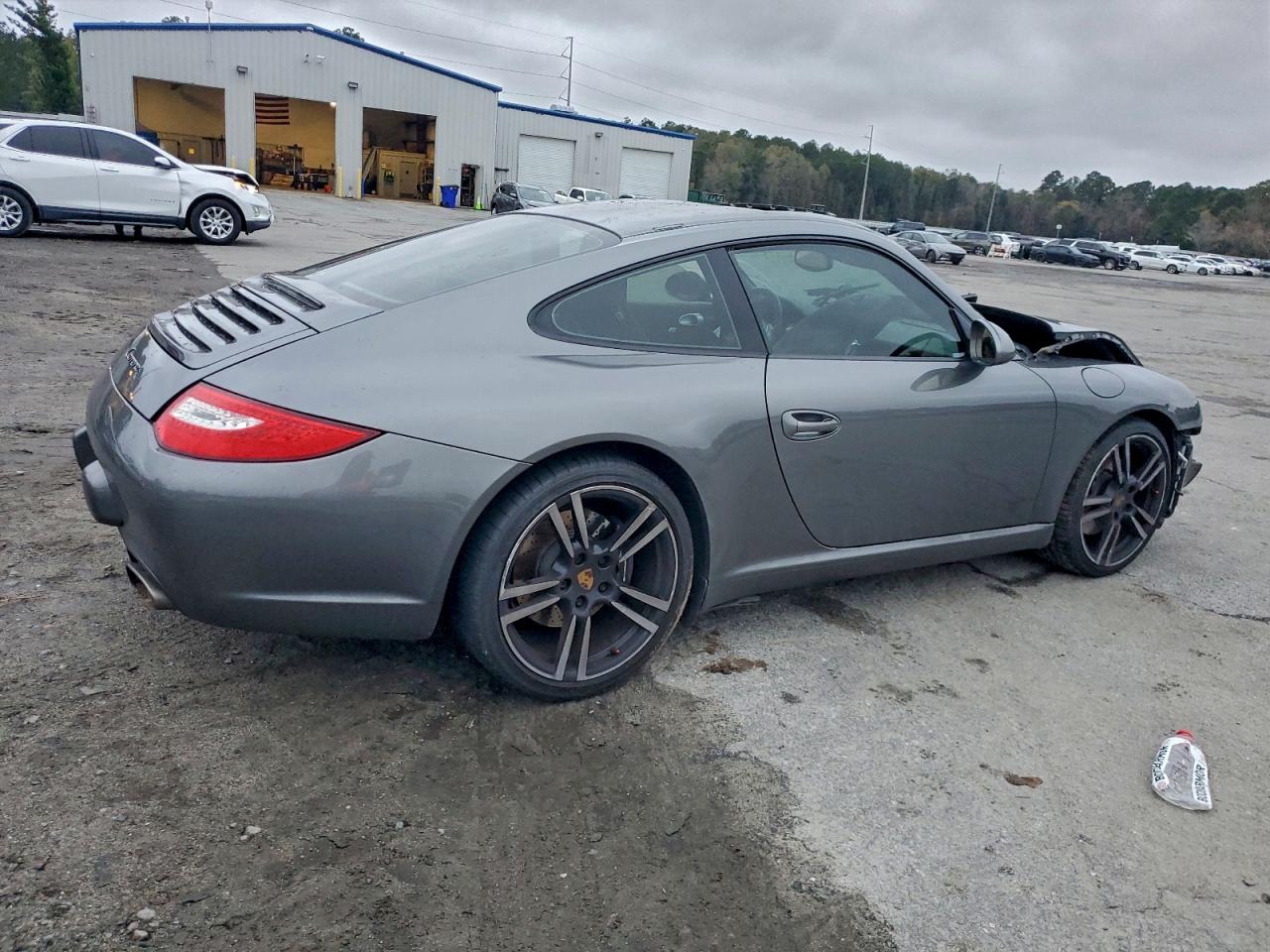 Porsche 911 Carrera 2 Image 3