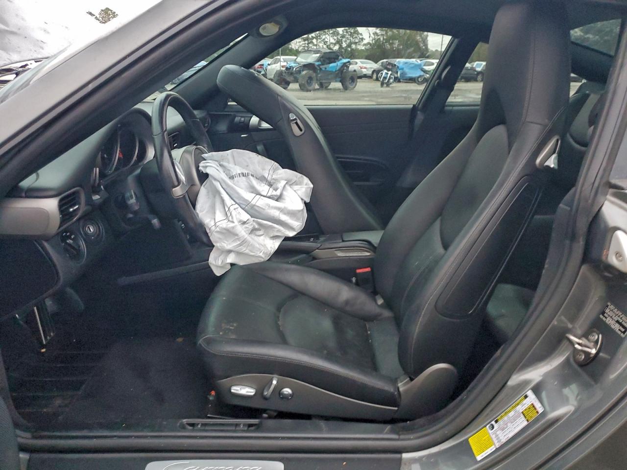 Porsche 911 Carrera 2 Image 6