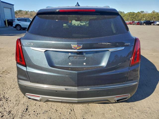 Cadillac XT5 Premium Luxury Image 11