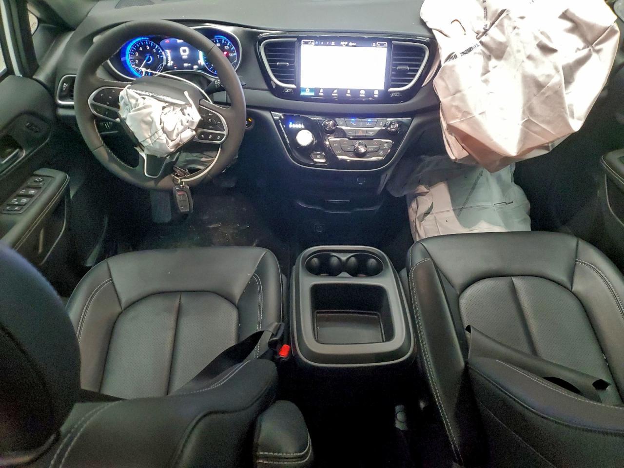 Chrysler Pacifica Select Image 12