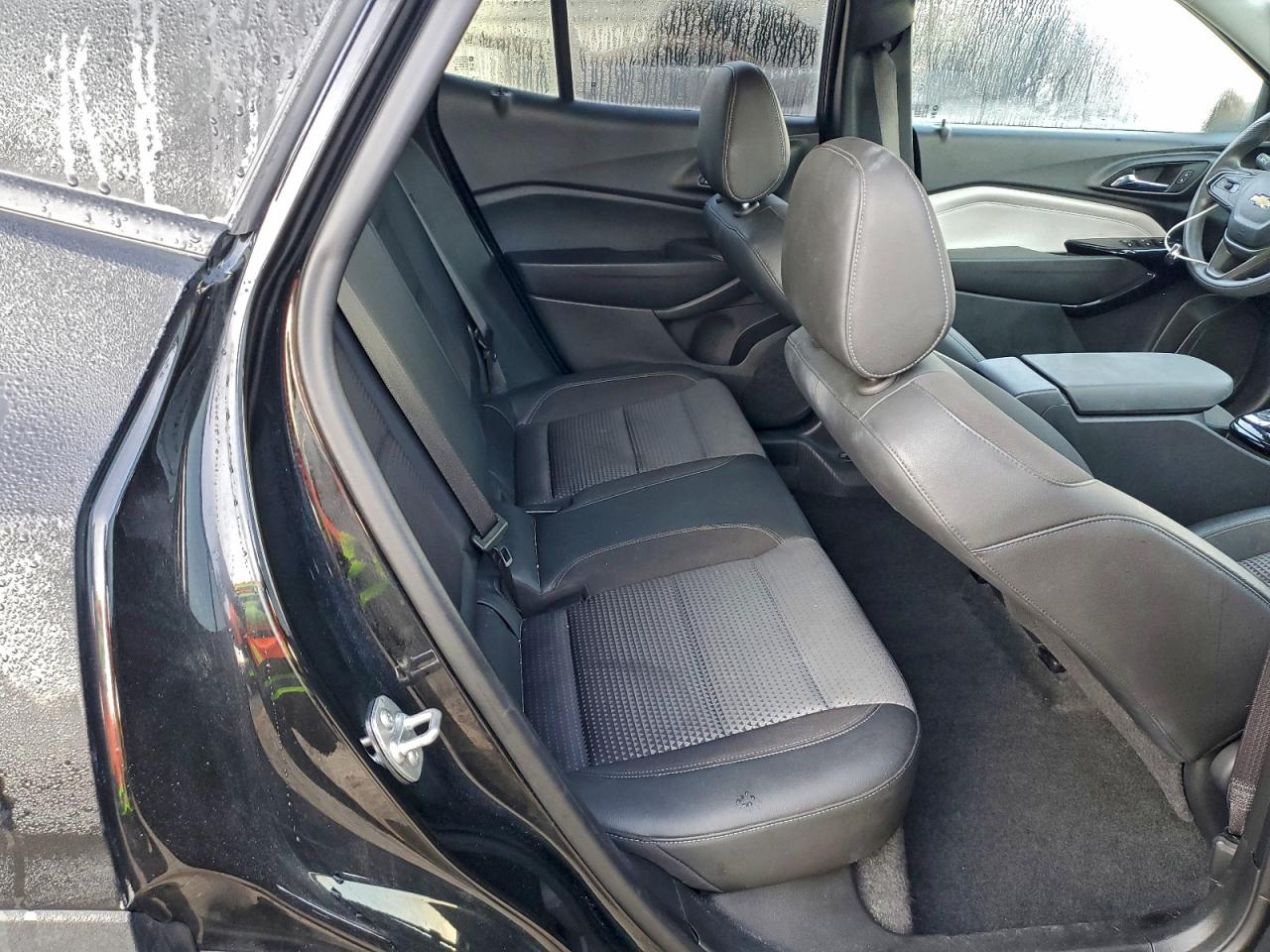 Chevrolet Trax 1lt Image 12