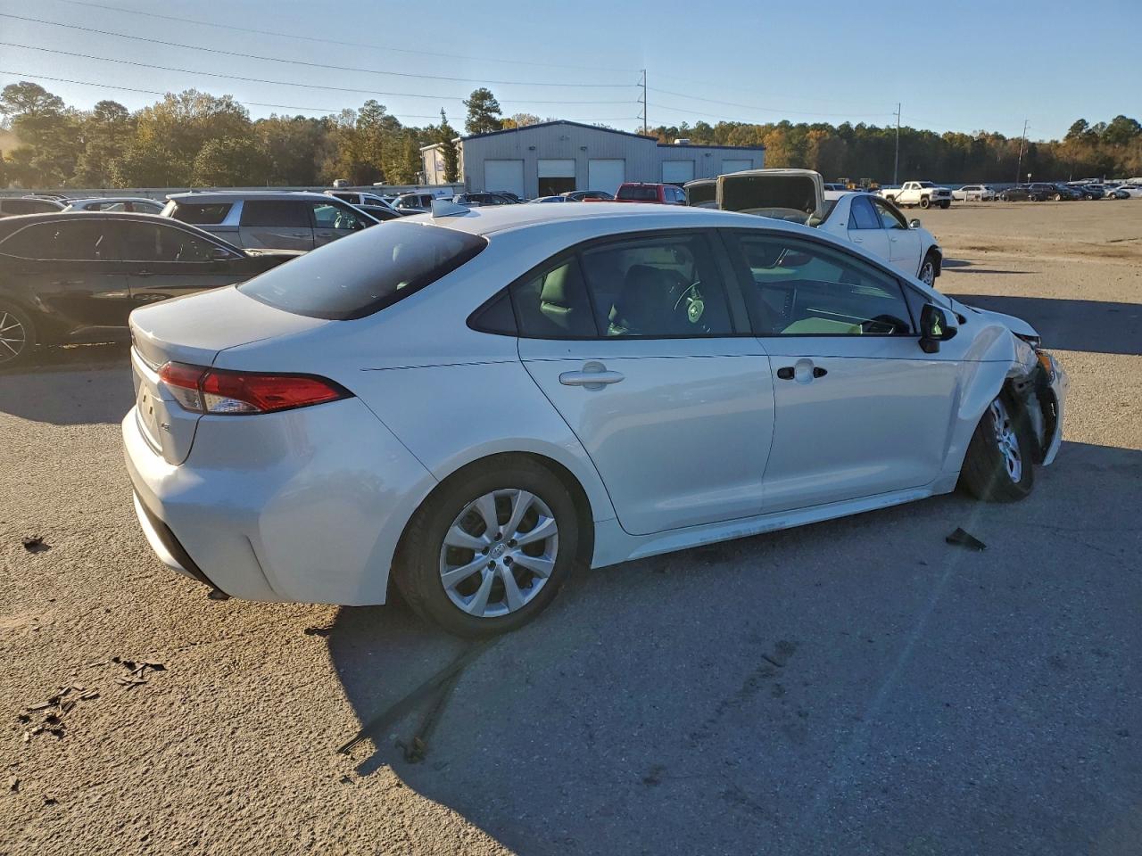 Toyota Corolla Le Image 9