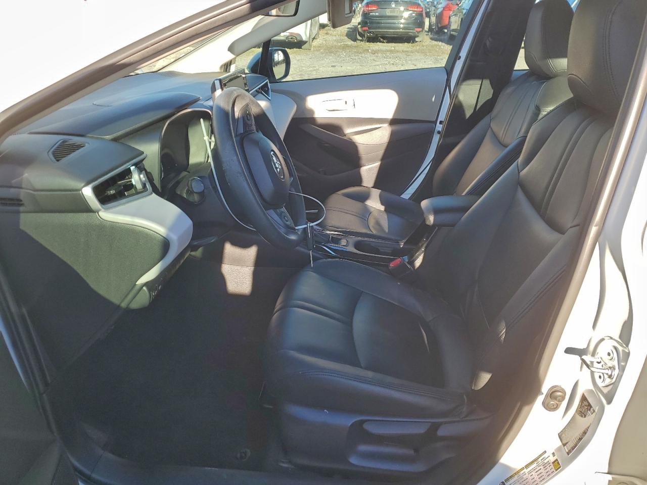 Toyota Corolla Le Image 7