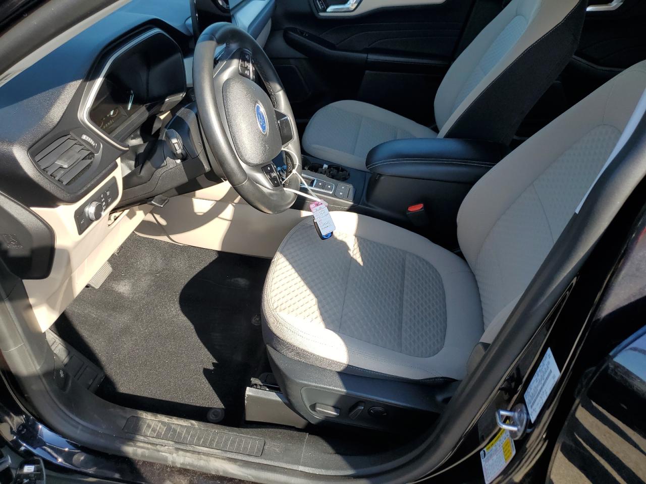 Ford Escape Se Image 6