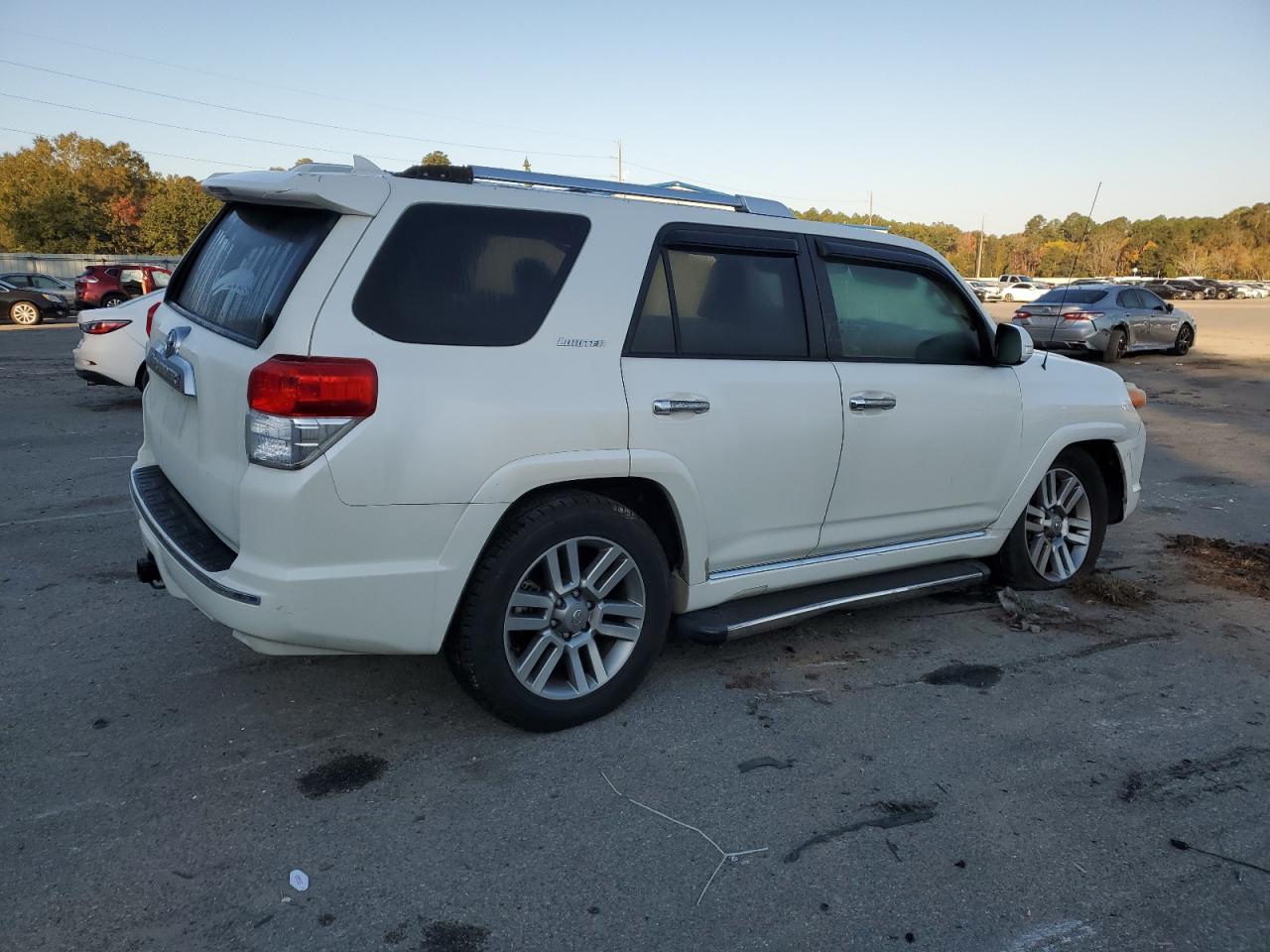 Toyota 4Runner Sr5 Image 2