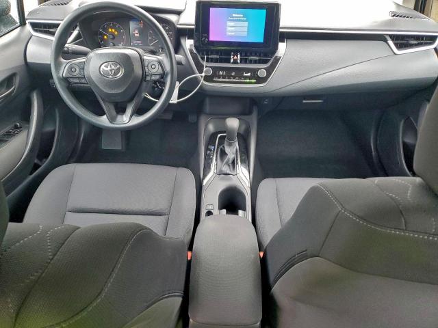 Toyota Corolla Le Image 13