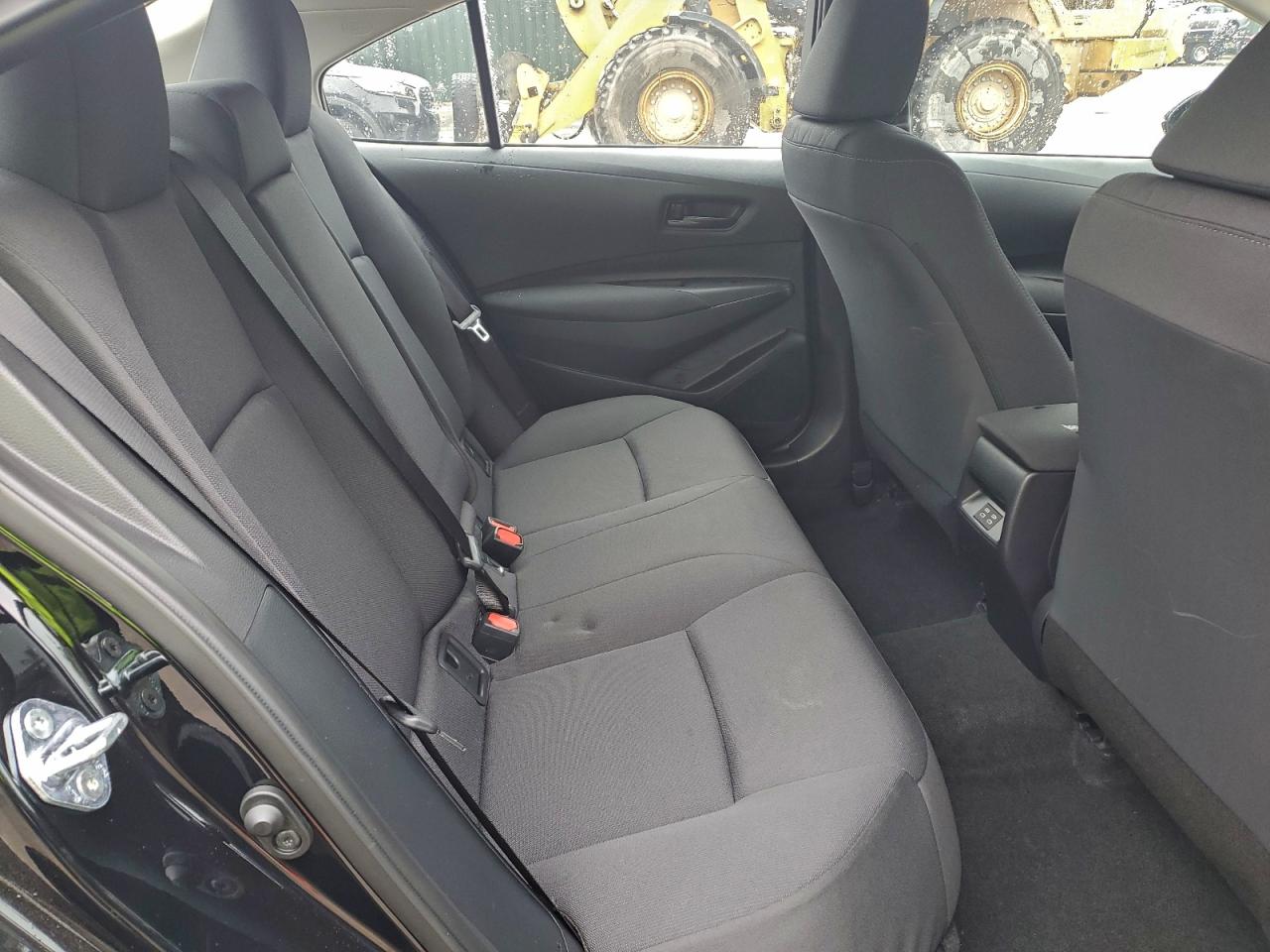 Toyota Corolla Le Image 9