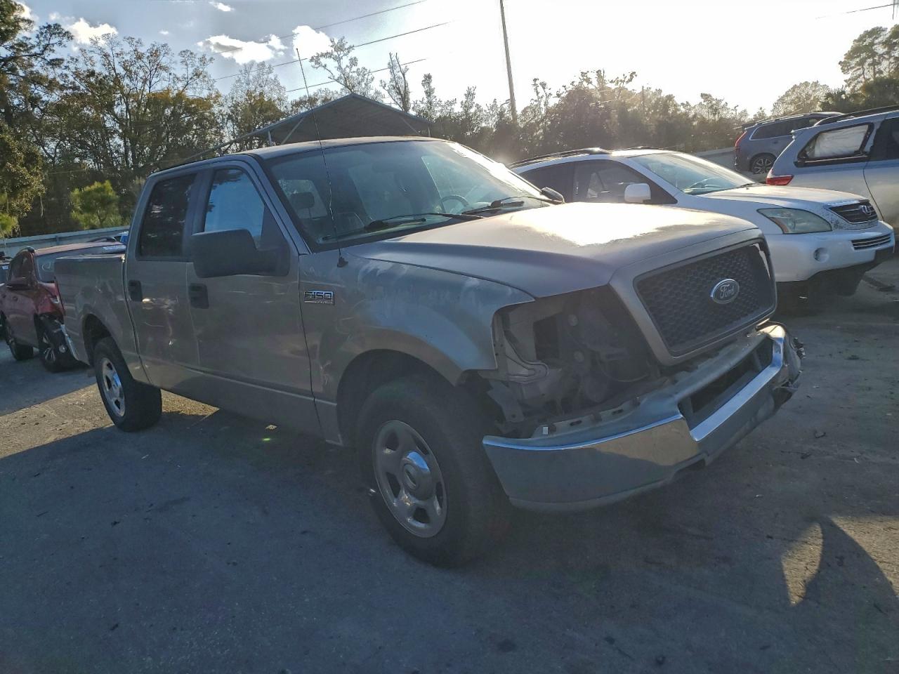 Ford F-150 Supercrew Image 5