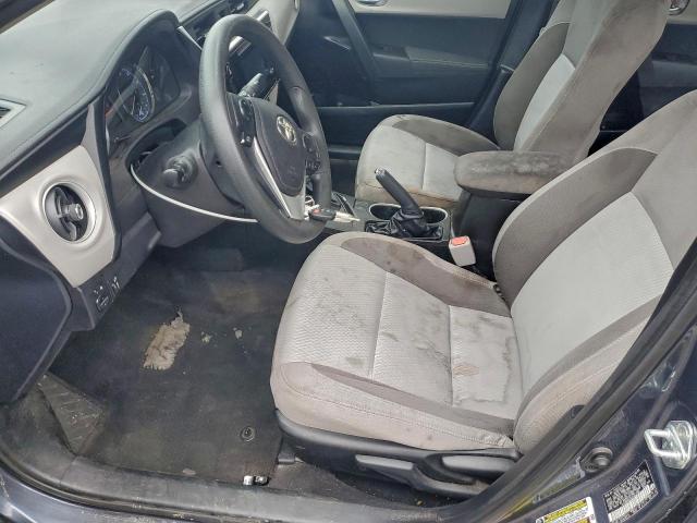 Toyota Corolla L Image 2