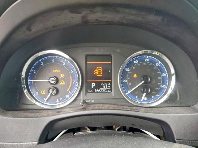 Toyota Corolla L Image 5