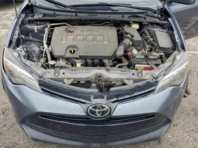 Toyota Corolla L Image 6