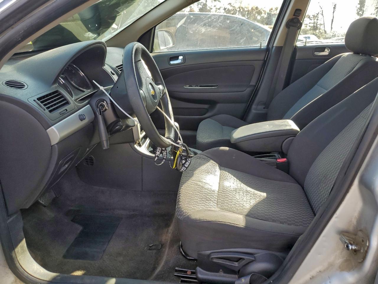 Chevrolet Cobalt 2lt Image 2