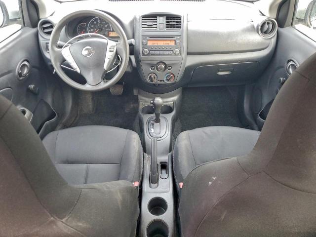 Nissan Versa S Image 7
