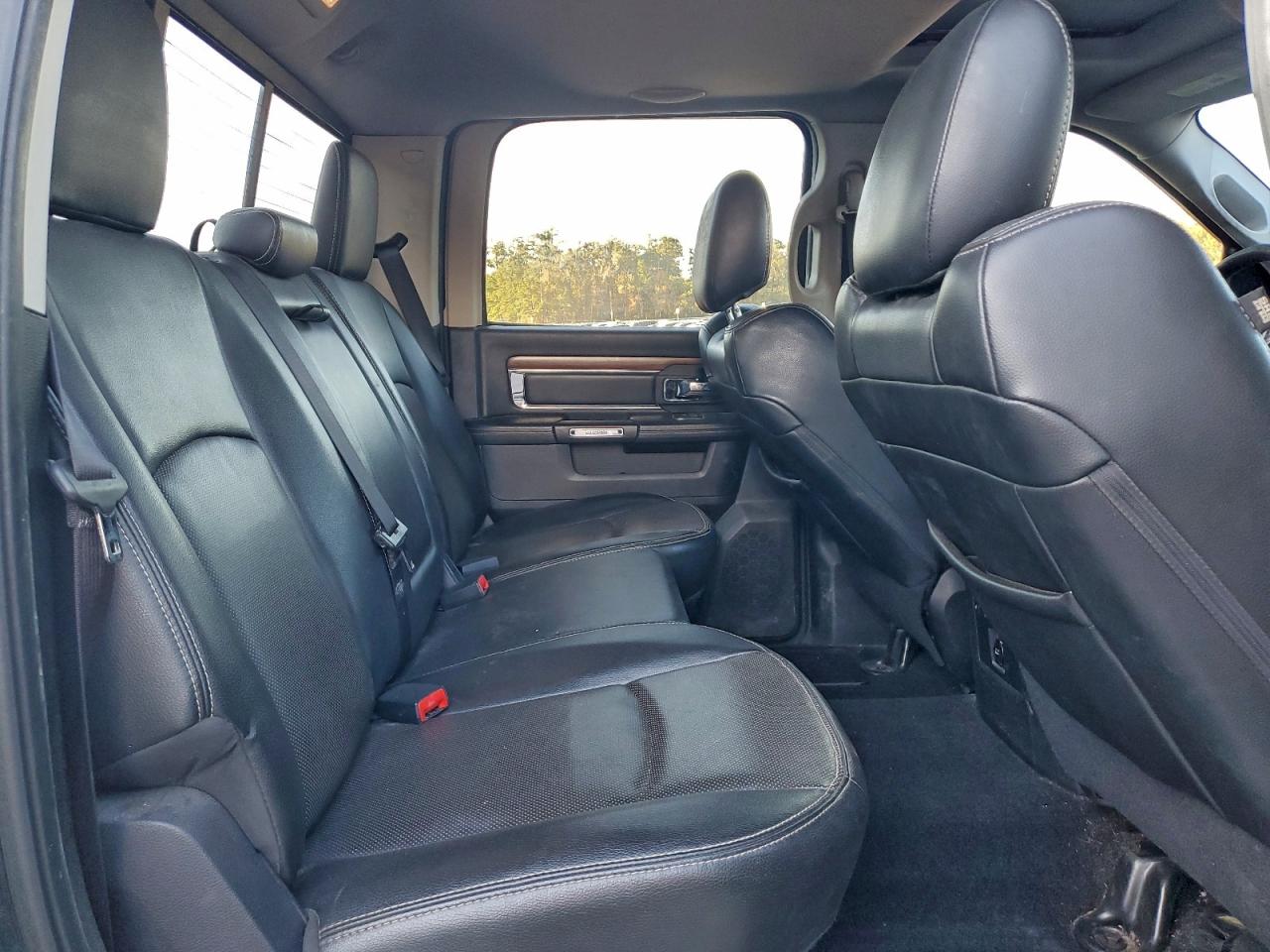 Ram 2500 Laramie Image 11