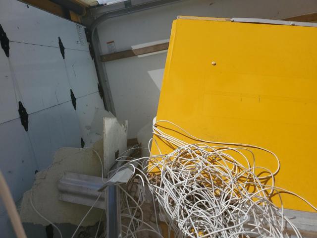 GMC Savana Cutaway G3500 Image 10