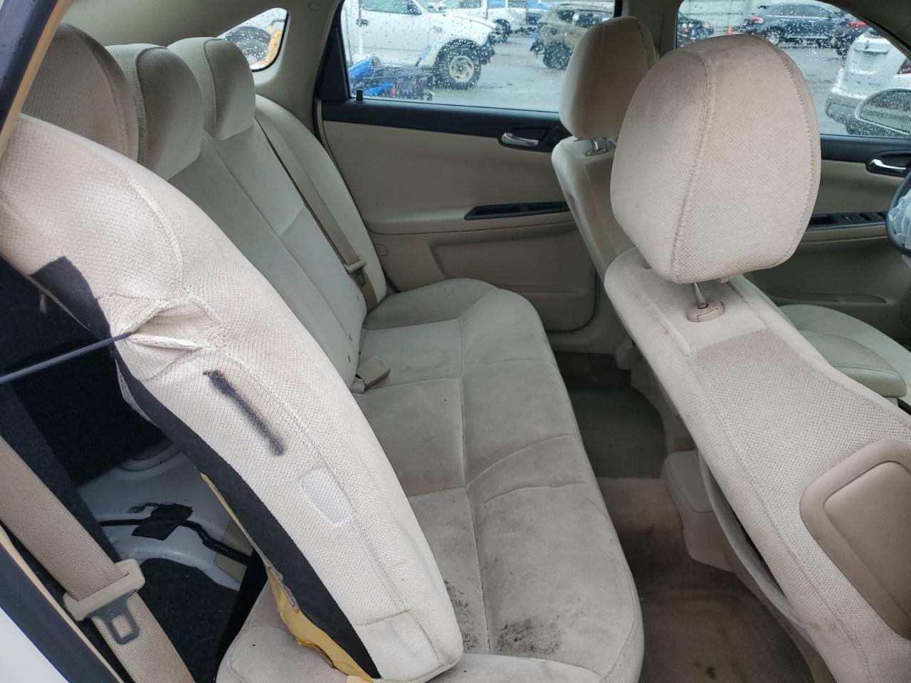 Chevrolet Impala 1lt Image 11