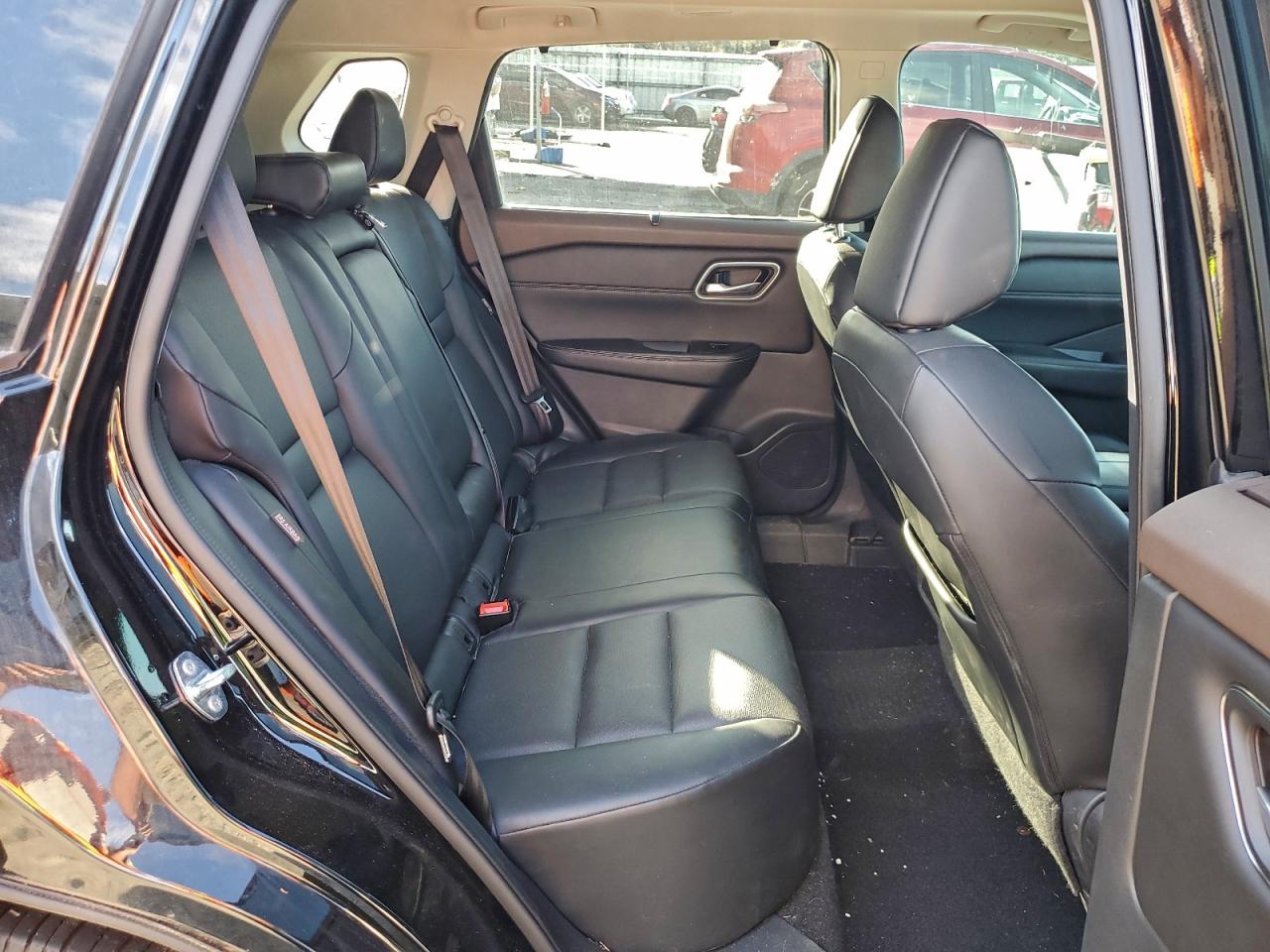 Nissan Rogue Sv Image 7