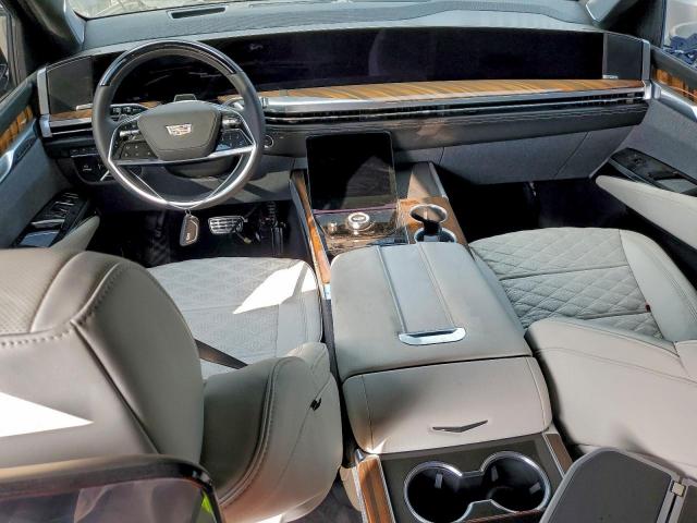 Cadillac Escalade Sport Platinum Image 3