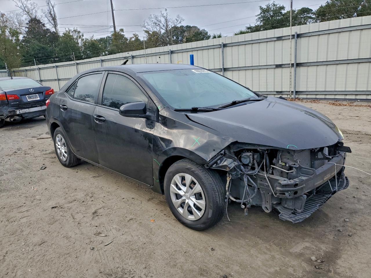 Toyota Corolla L Image 9