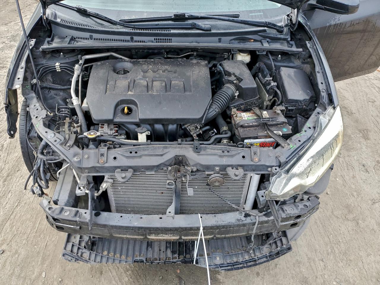 Toyota Corolla L Image 10