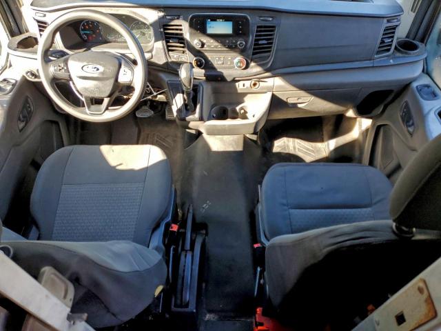 Ford Transit T-250 Image 8