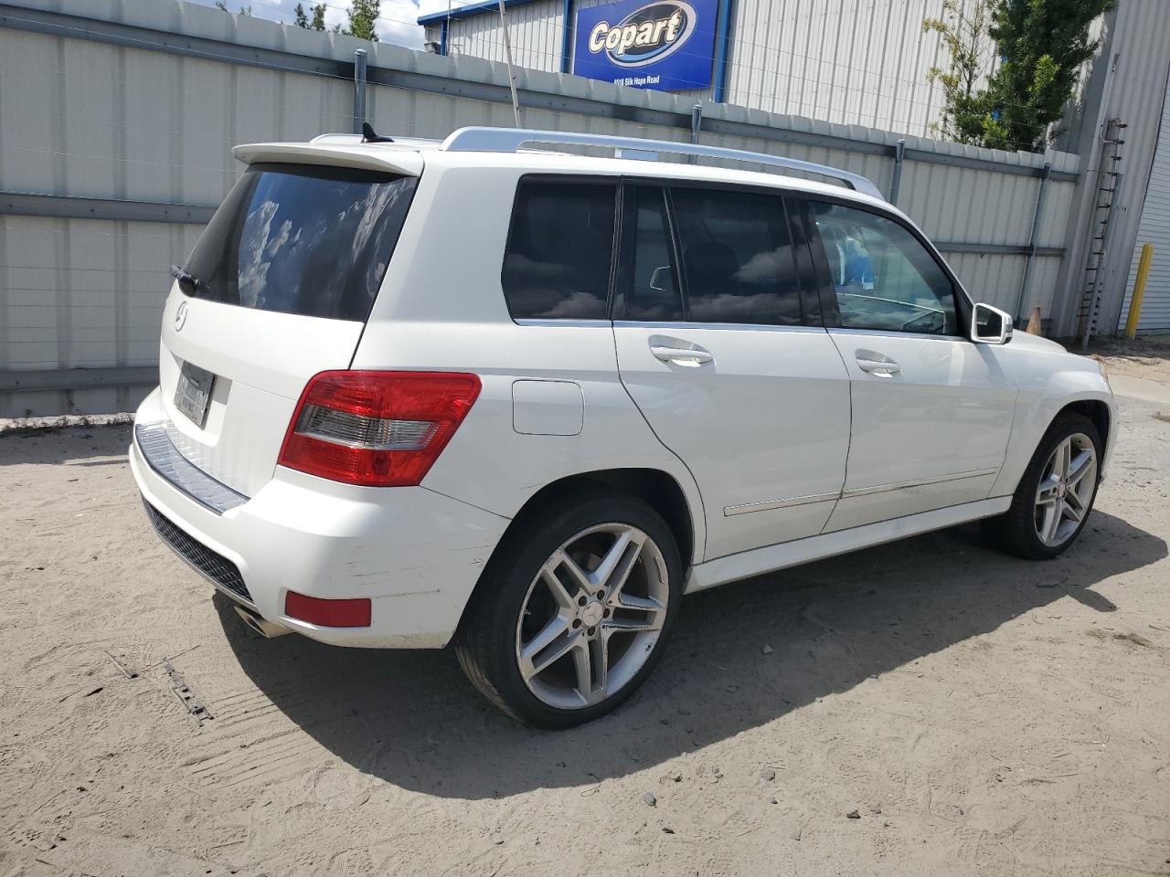 Mercedes-Benz GLK 350 Image 3