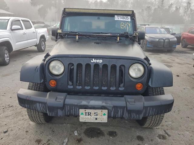 Jeep Wrangler X Image 8