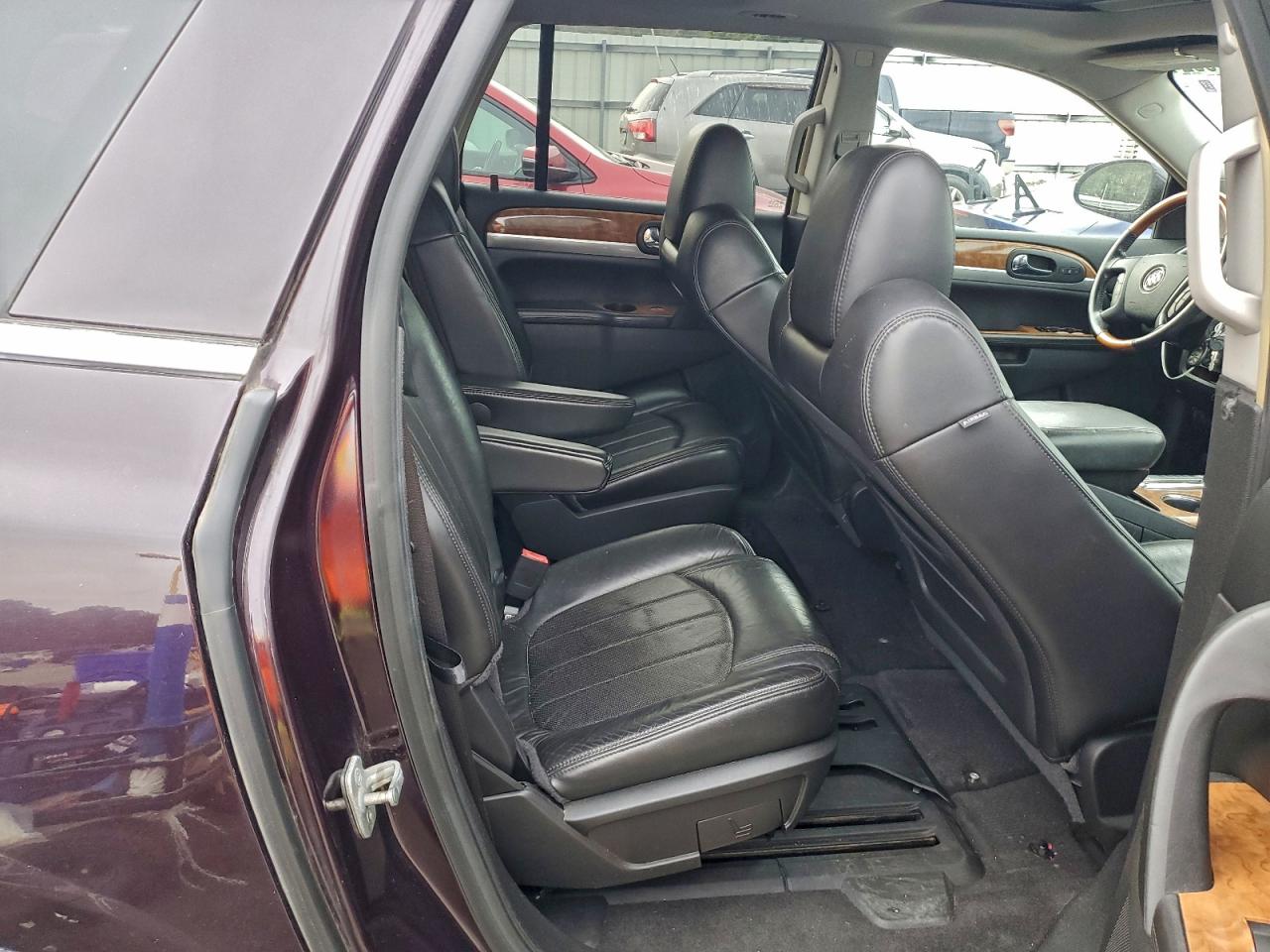 Buick Enclave Cxl Image 4