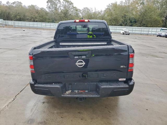 Nissan Frontier S Image 9