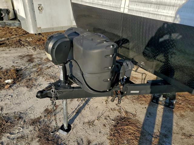 Hide Trailer Image 4