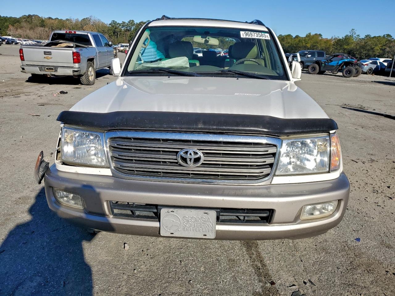 Toyota Land Cruis Image 3