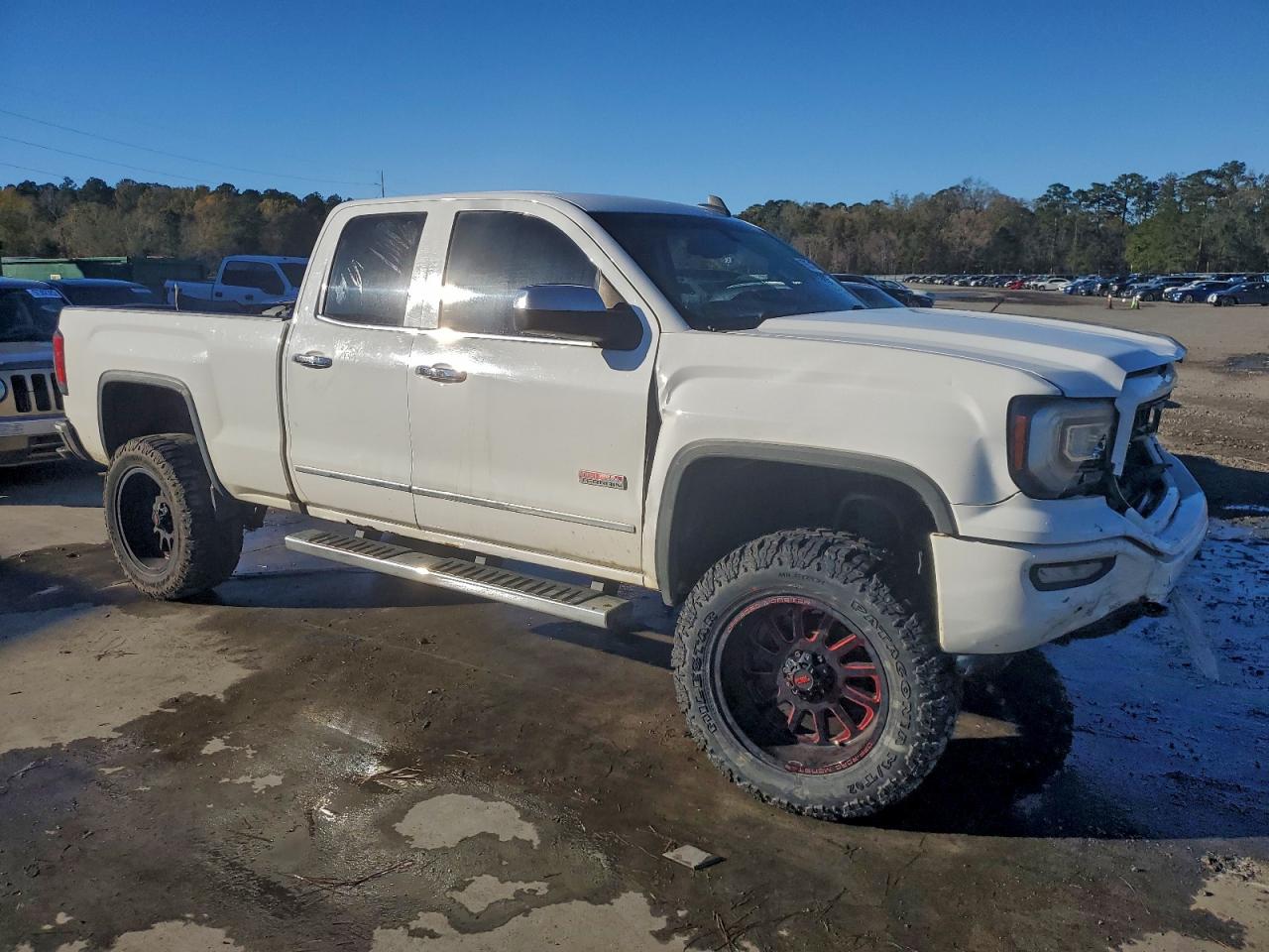 GMC Sierra K1500 Slt Image 3