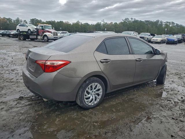 Toyota Corolla L Image 12