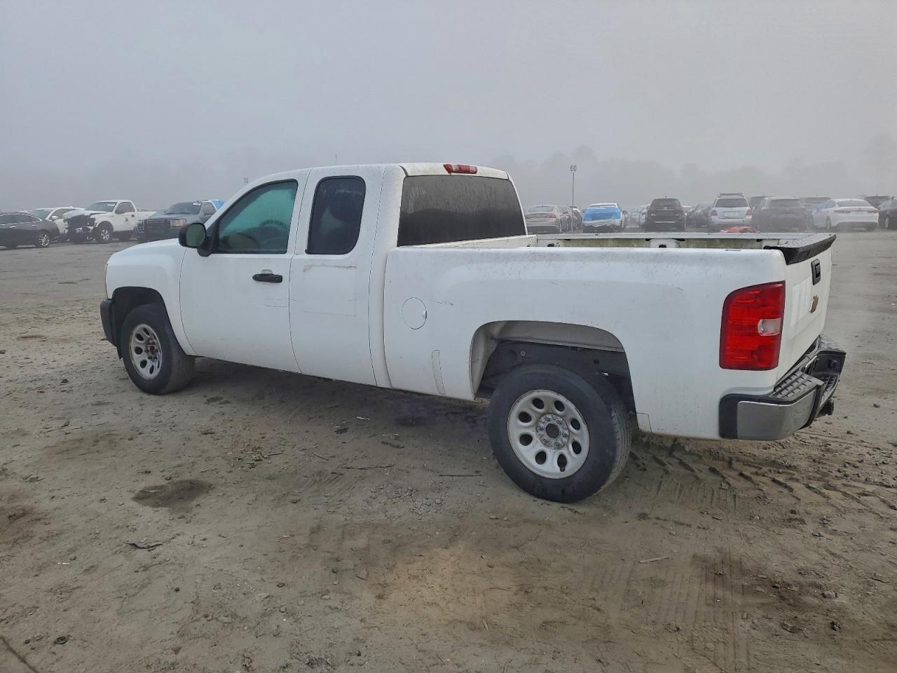 Chevrolet Silverado C1500 Image 8