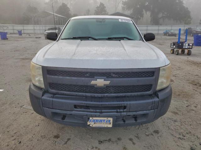 Chevrolet Silverado C1500 Image 12