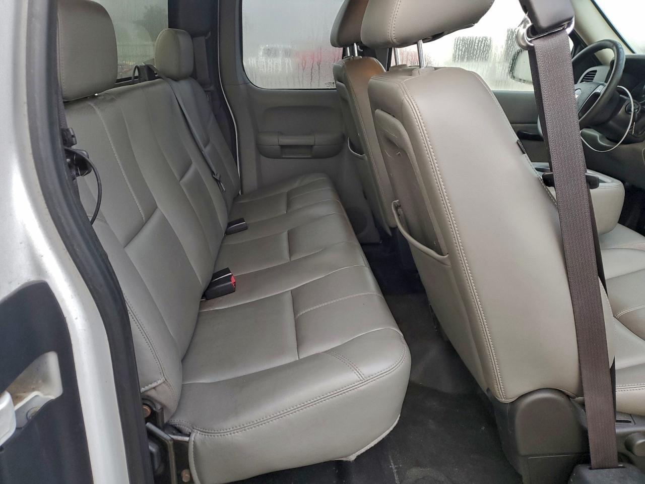 Chevrolet Silverado C1500 Image 5