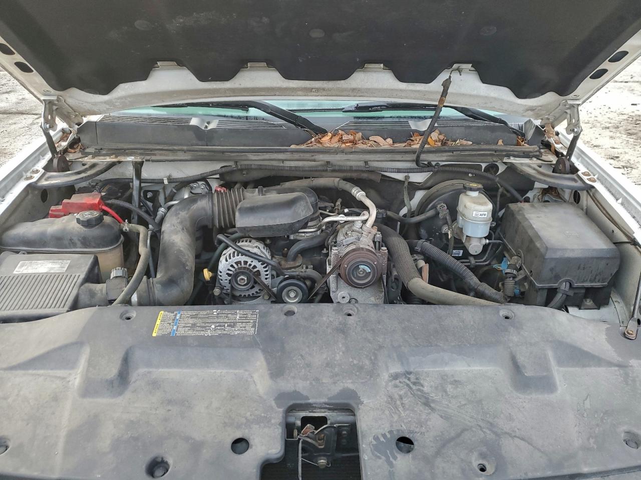 Chevrolet Silverado C1500 Image 6