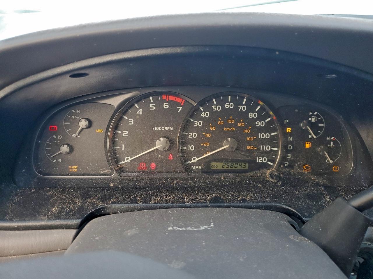 Toyota Sequoia Sr5 Image 4