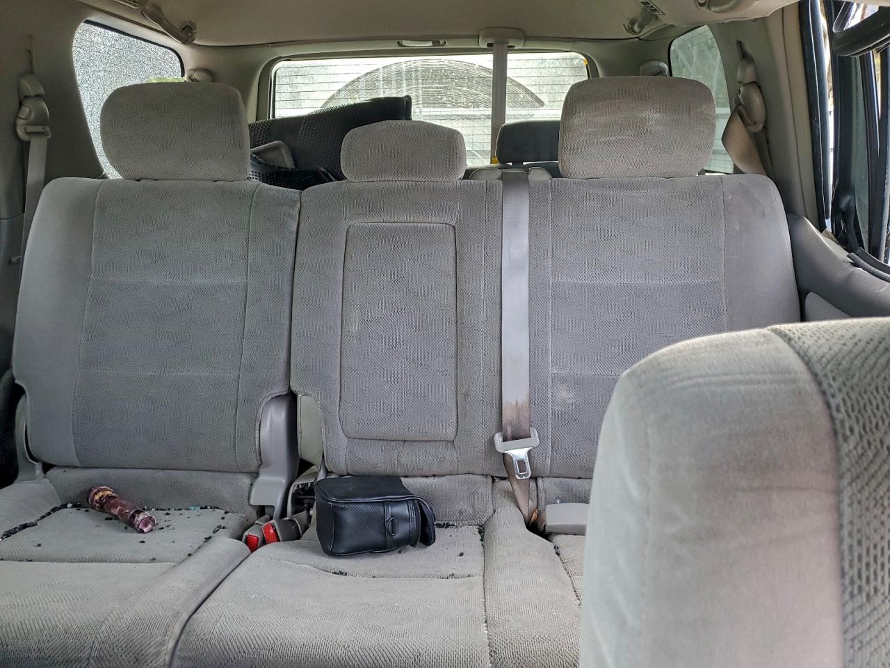 Toyota Sequoia Sr5 Image 5