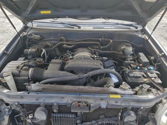 Toyota Sequoia Sr5 Image 13